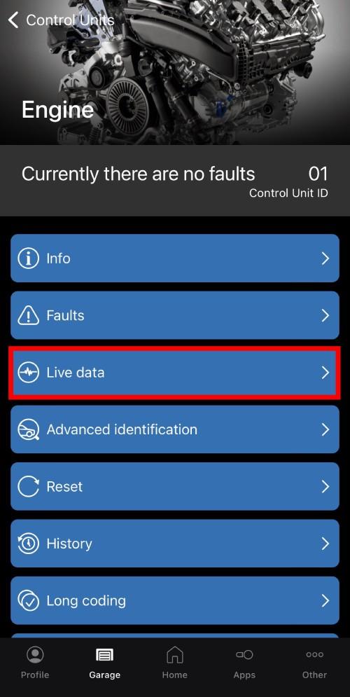 The image shows the OBDeleven interface with the "Live data" option highlighted on the engine control unit screen, indicating no current engine faults.