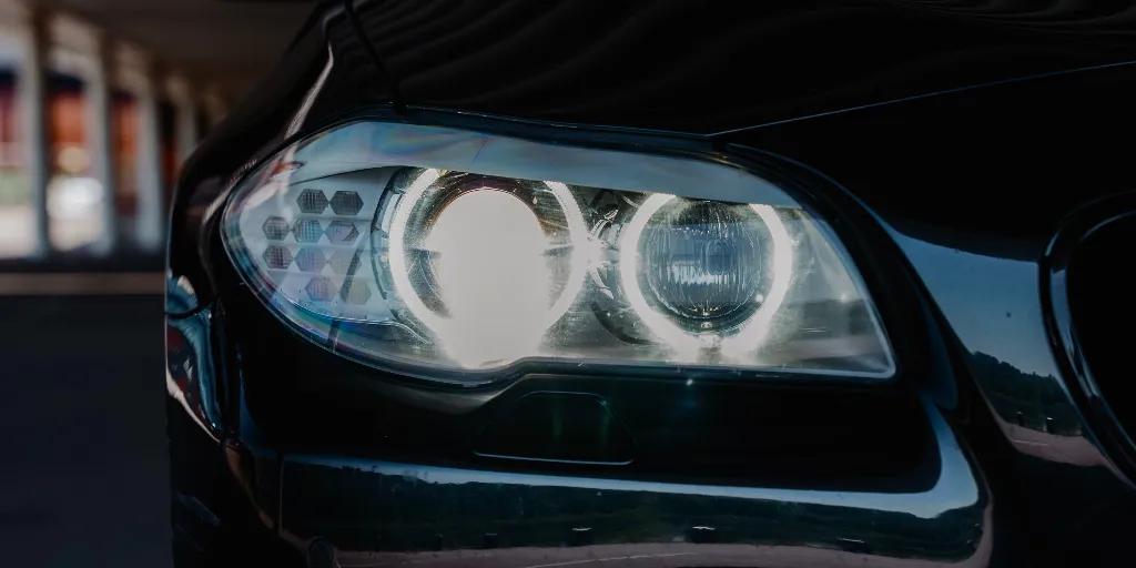 Low Beam Headlights with WL