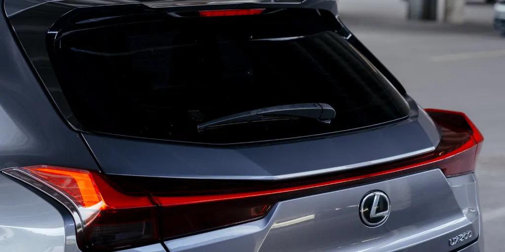 Auto Rear Wiper Function