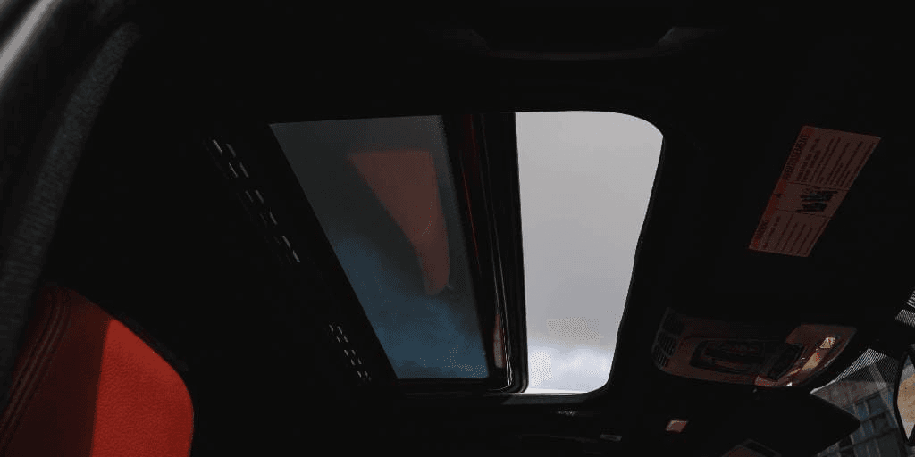 Sunroof Delay for Comfort Closing