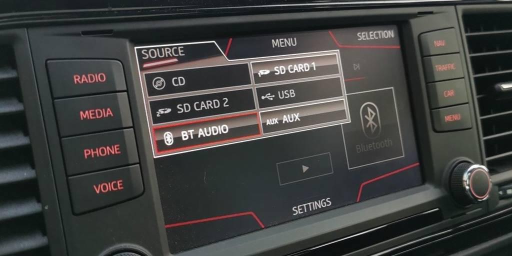 Allow Phone Settings while Moving
