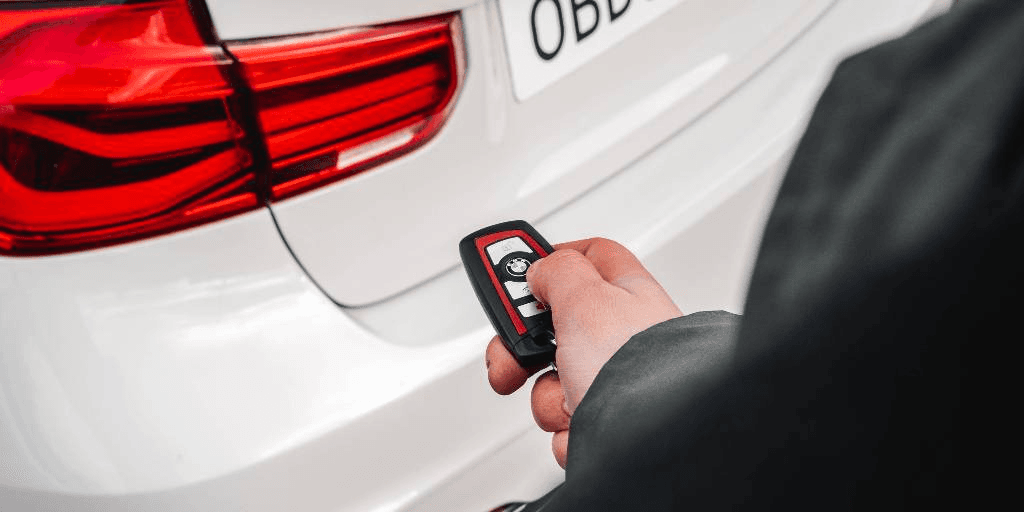 Key Fob Trunk Button when Closing