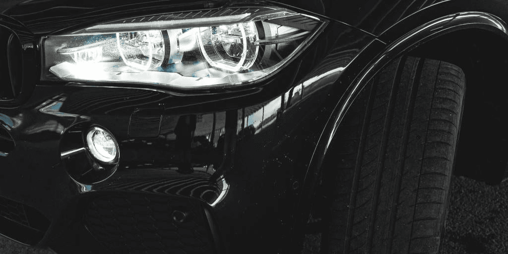 Cornering Lights via Fogs